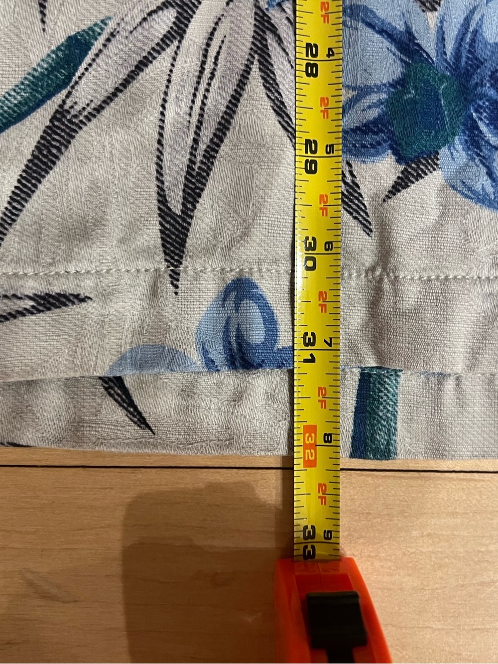 Tommy Bahama Mens XL Silk Tropical Leaf Print Button Down Camp Shirt Blue - Picture 8 of 8